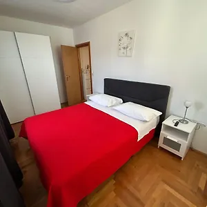 Apartment Mary, Trogir