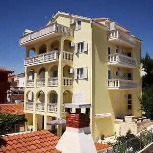 Apartment Zdravko, Trogir