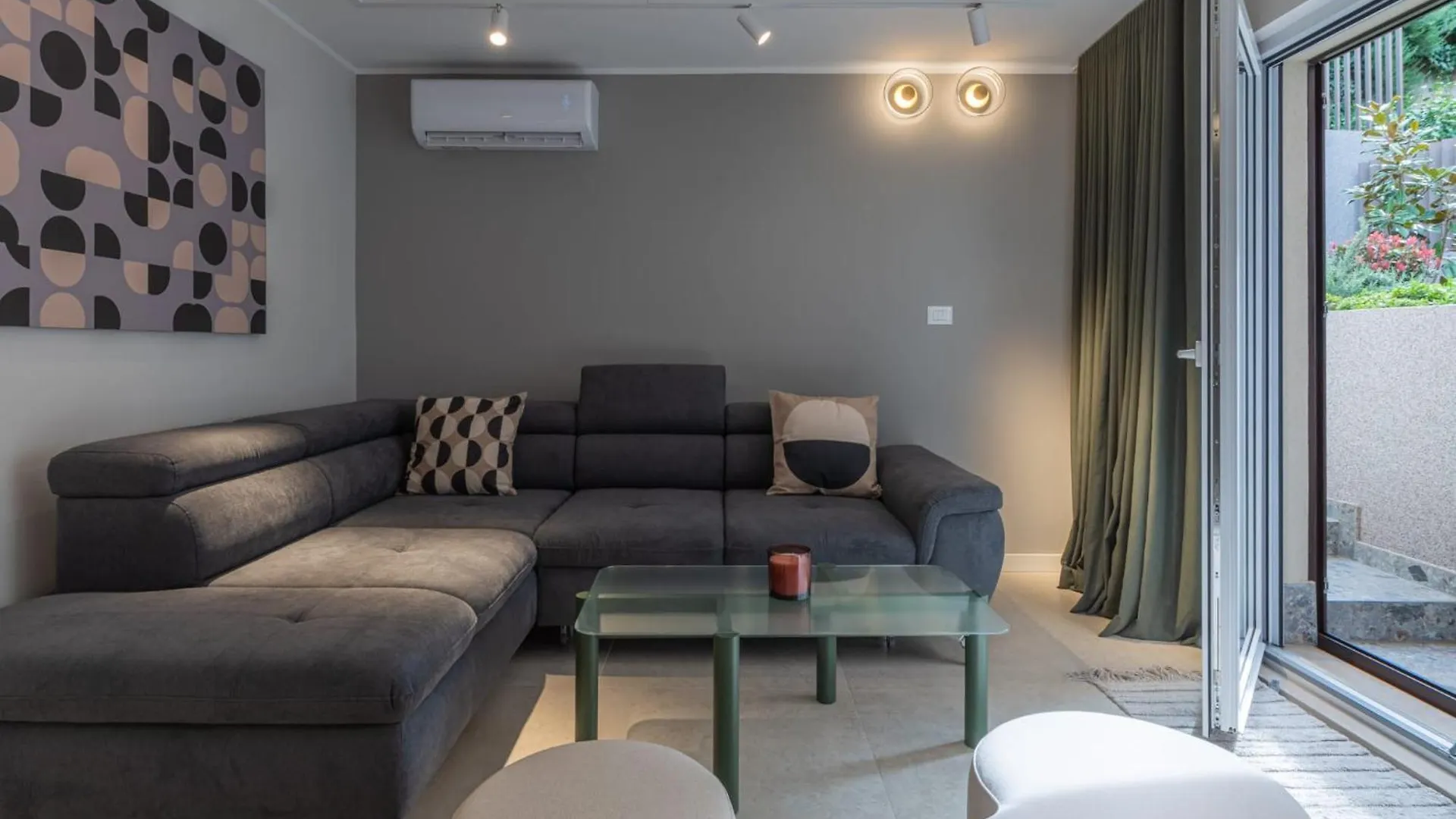 Lemon Tree Apartment Trogir